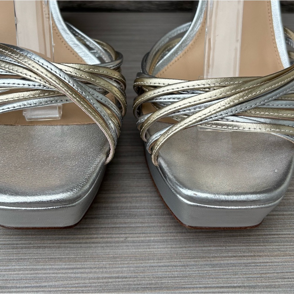 VERONICA BEARD
Fletcher Metallic Heel Sandals - Picture 8 of 15